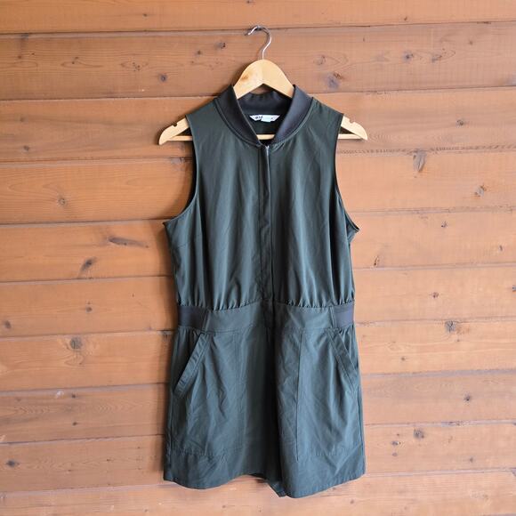 Athleta Brooklyn Utility Romper Aspen Green 16 Sleeveless Zip Front Hiking - Picture 2 of 6
